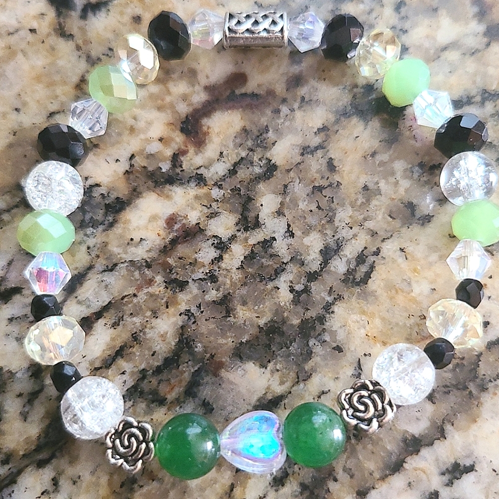 New Jade and tibetan silver strechy bracelet